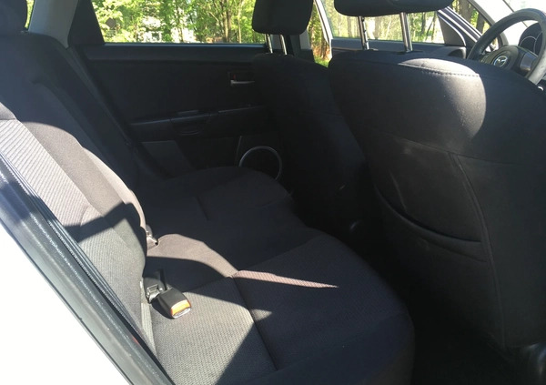 Mazda 3 cena 11000 przebieg: 186550, rok produkcji 2007 z Marki małe 254